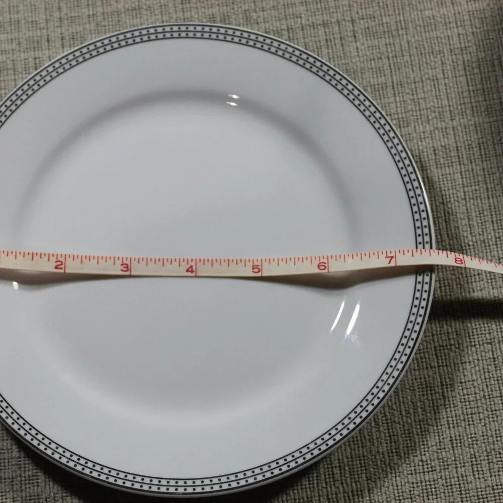 Compton Fine China Classic Dots Set of 4 (7.5